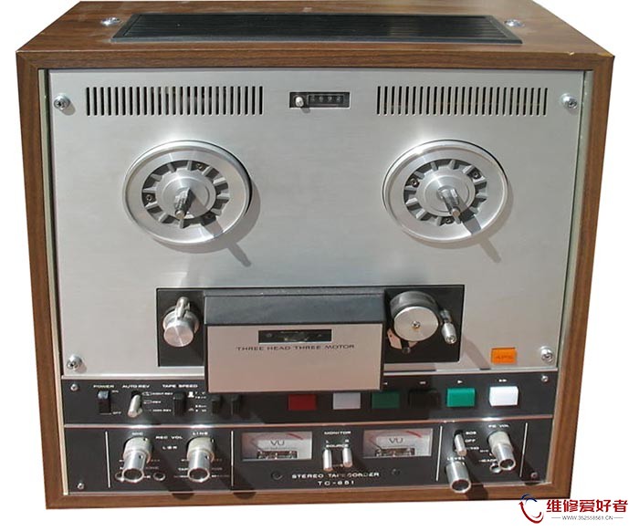 索尼 sony TC-651.jpg