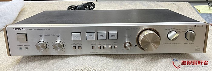 力士 Luxman C-02.jpg